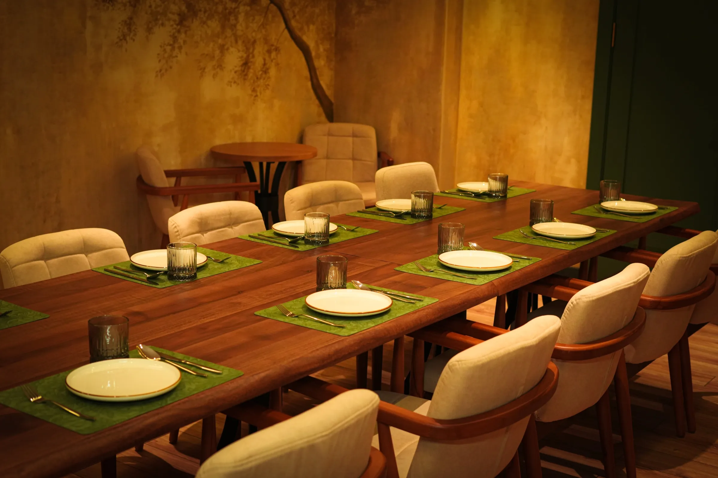 A long family table at Salute, set for a large party